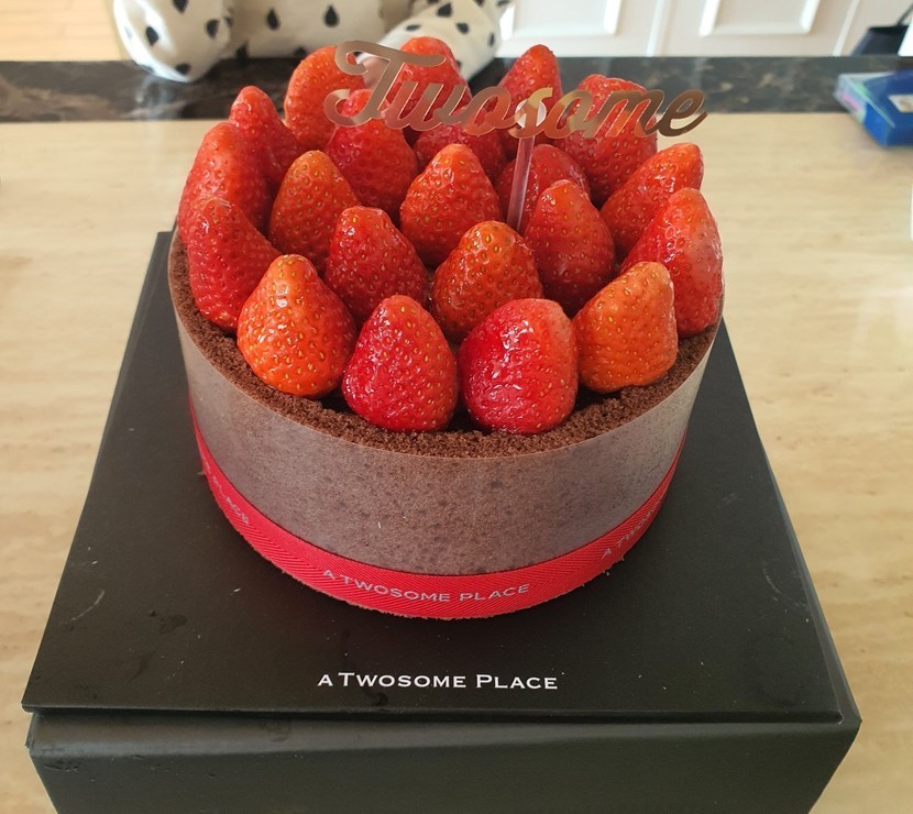 투썸플레이스 딸기케이크 🎂 | 뉴스트림 투썸플레이스 딸기케이크 🎂 | 뉴스트림
