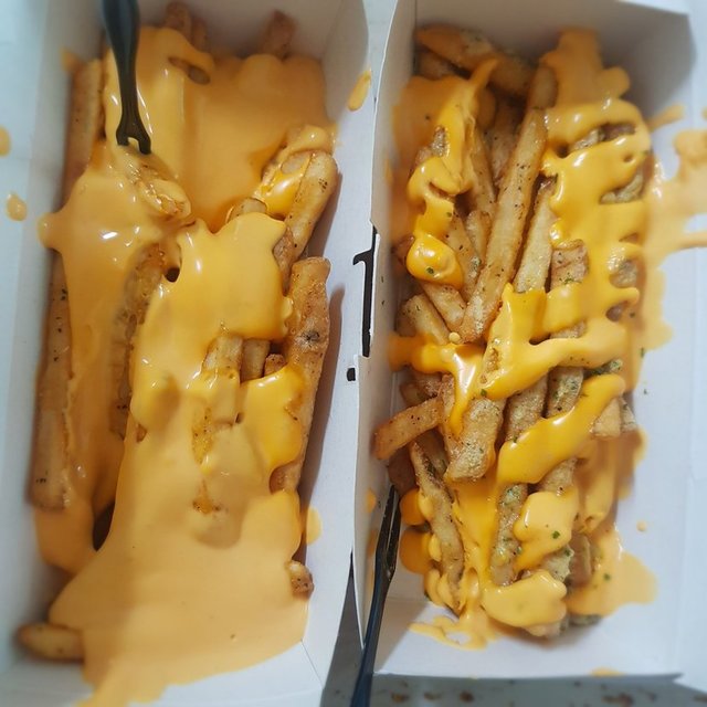 🍟 맘스터치 치즈 감자 vs 어니언 치즈 감자 🍟 | 뉴스트림